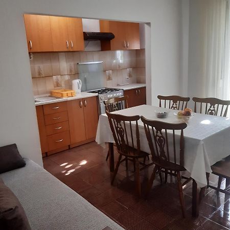 Sunny Apartment Sukosan Bagian luar foto